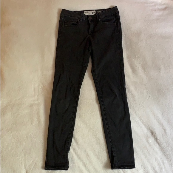 ⭐️2/25⭐️ Garage Skinny Jeans - Picture 2 of 3